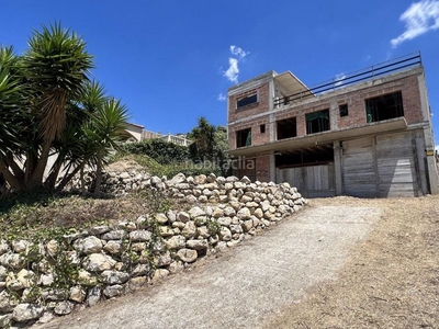 Casa con parking, piscina y vistas al mar en Castellet i la Gornal