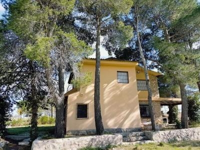 Casa con terreno en Caravaca de la Cruz