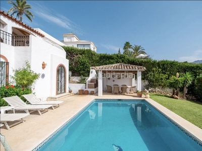 Casa villa estilo andaluz en los naranjos hill club en Marbella