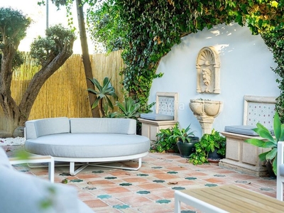 Casa villa junto a la playa en Guadalmina Baja en Marbella
