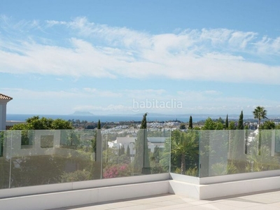 Chalet villa a estrenar con vistas al mar en Los Flamingos en Benahavís