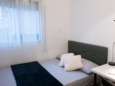Habitación en apartamento de 3 dormitorios en Puente de Vallecas, Madrid