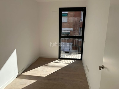 Piso con 3 habitaciones con ascensor, calefacción y aire acondicionado en Gavà