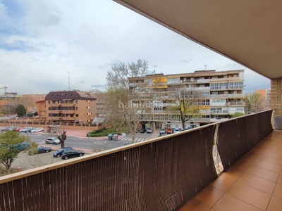 Piso con 4 habitaciones con ascensor y aire acondicionado en Alcalá de Henares