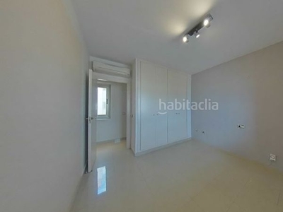 Piso en venta 3 habitaciones 2 baños. en Paseo Marítimo Oeste - Pacífico Málaga