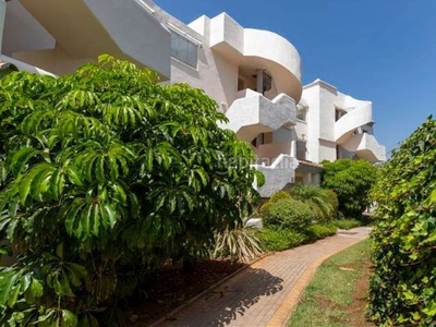 Piso en venta en este - Elviria, 2 dormitorios. en Marbella