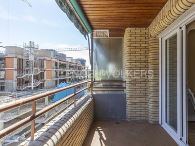 Piso maravilloso piso en azca con terraza y garaje en Madrid