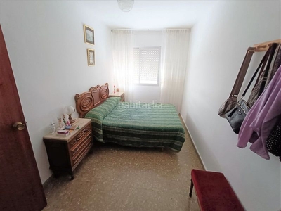 Piso se vende gran piso de 4 dormitorios y 2 baños en vélez-málaga. en Vélez - Málaga