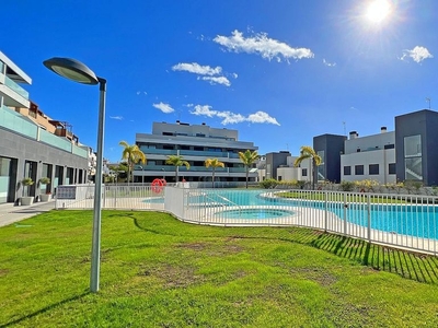 Piso en venta en La Cala Mijas de 3 habitaciones con terraza y piscina