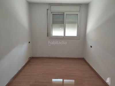 Piso con 3 habitaciones en Vilanova del Camí