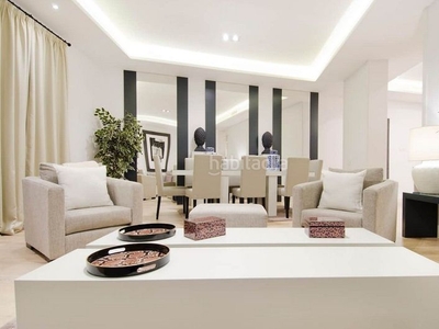 Alquiler apartamento en calle de Recoletos 15 apartamento con 3 habitaciones amueblado con ascensor, parking, calefacción y aire acondicionado en Madrid