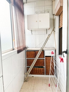 Alquiler piso con 2 habitaciones con calefacción y aire acondicionado en Cerdanyola del Vallès