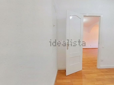 Alquiler piso con 2 habitaciones en Les Planes Hospitalet de Llobregat (L´)
