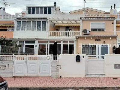Casa adosada en venta en Urbanizaciones, Guardamar del Segura