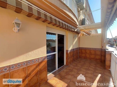 Casa / Chalet en alquiler en Linares de 95 m2