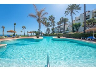 APARTAMENTO EN VENTA EN ALCAZABA BEACH, ESTEPONA