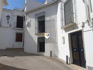 Casa en venta en Almedinilla en Almedinilla por 73,000 €