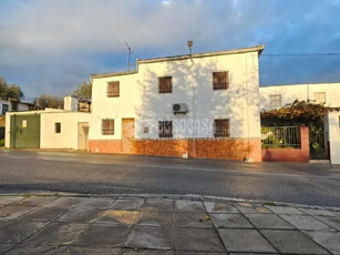 Casa unifamiliar en venta en Calle de los Barreros en Cabra por 75,000 €