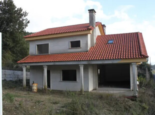 Chalet en venta en Periferia en Tui por 130,000 €