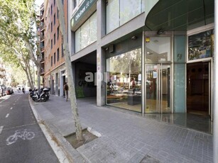 Local comercial en alquiler de 90 m2 , Les Corts, Barcelona