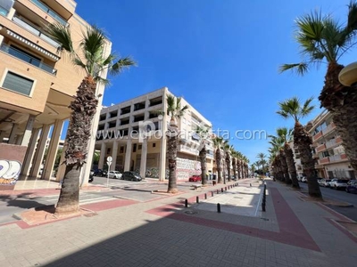Apartamento en venta en Calle de la Puerta de Riad