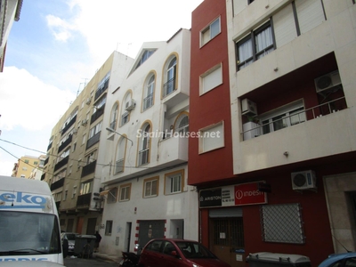 Apartamento en venta en Parque Victoria Eugenia, Málaga