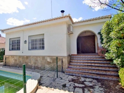Casa en Venta en La Canyada La Canyada, Valencia