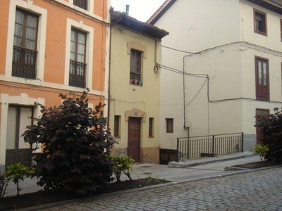 Casa en Venta en Pravia, Asturias