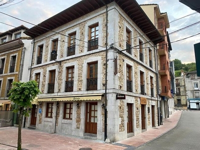 Edificio en venta, Infiesto, Asturias