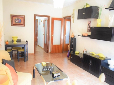Venta Piso Murcia. Piso de tres habitaciones en Delicias 4. Primera planta con terraza