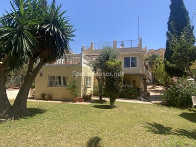 Villa en venta en Calaburra - Chaparral, Mijas