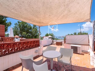 Adosado en venta en Santa Eulalia / Santa Eularia, Ibiza