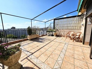 Àtic en venda de 143 m2 a can peguera - el turó de la peira, Nou Barris, Barcelona