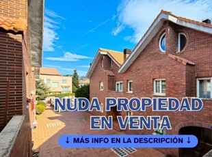 Casa adosada en venta en Calle de Eduardo Costa, 13 en Colonia por 350,000 €