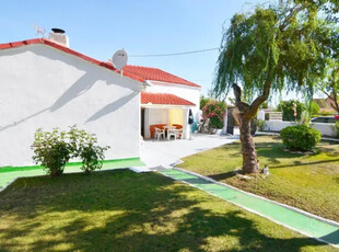 Casa en venta en Carbajosa de La Armuña en Castellanos de Villiquera por 80,000 €