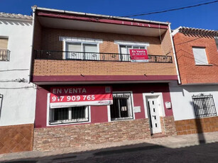 Chalet en venta en Calle de Cervantes, 4 en Barrax por 54,800 €