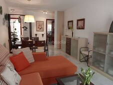 Apartamento en planta media de 2 dormitorios en Fuengirola