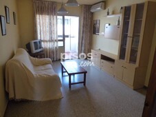 Apartamento en venta en Colegio Mediterráneo en Casco Antiguo por 85.000 €