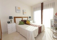 Apartamento fabuloso apartamento de 3 dormitorios bien cuidado en Sotoserena () en Estepona