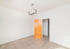 Casa agencia inmobiliaria zona oficina construyendo hogares:
en venta: espectacular casa centrica en la mejor zona en Guadarrama