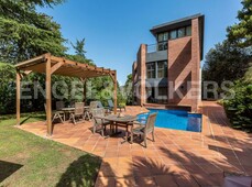 Casa en vallvidrera con piscina y parking en Barcelona