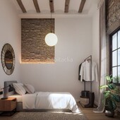 Piso con 2 habitaciones con ascensor, calefacción y aire acondicionado en Barcelona