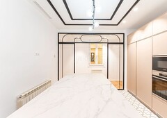 Piso en calle de castelló 42 piso con 3 habitaciones con ascensor, calefacción y aire acondicionado en Madrid