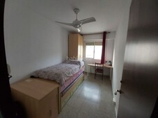 Piso venta piso cenrico zona universidad la merced, 4 dormitorios, 2 baños en Murcia