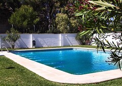 With swimming pool, close to the beach.