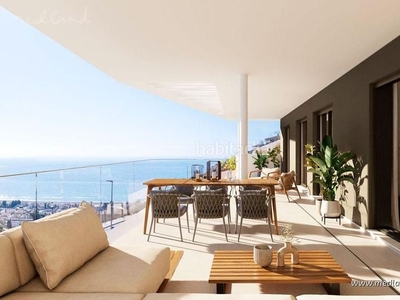 Apartamento áticos con solárium privado y vistas panorámicas al mar en málaga en Rincón de la Victoria
