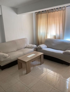 Apartamento en calle maestro guerrero se vende piso reformado con 3 dormitorios en zona huelín . 1ª planta. en Málaga