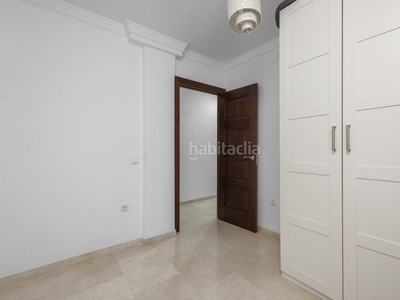 Apartamento ¿está buscando un piso amplio, cómodo y soleado para usted y su familia en una ubicación privilegiada ? ¡no pierdas esta oportunidad única! en Málaga
