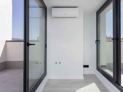 Ático atico - duplex de 3 habitaciones + estudio de obra nueva en el centro en Mataró
