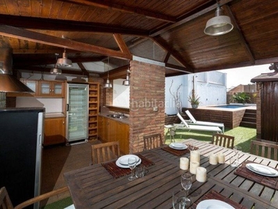 Ático venta de ático duplex con terraza, piscina, bar, barbacoa centro en Barcelona